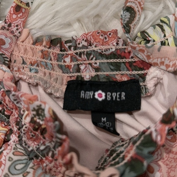 Trendy Amy Byer Top - Picture 5 of 5